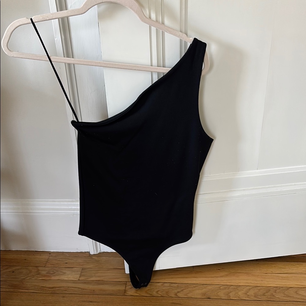 Abercrombie One-Shoulder Bodysuit - Picture 2 of 5